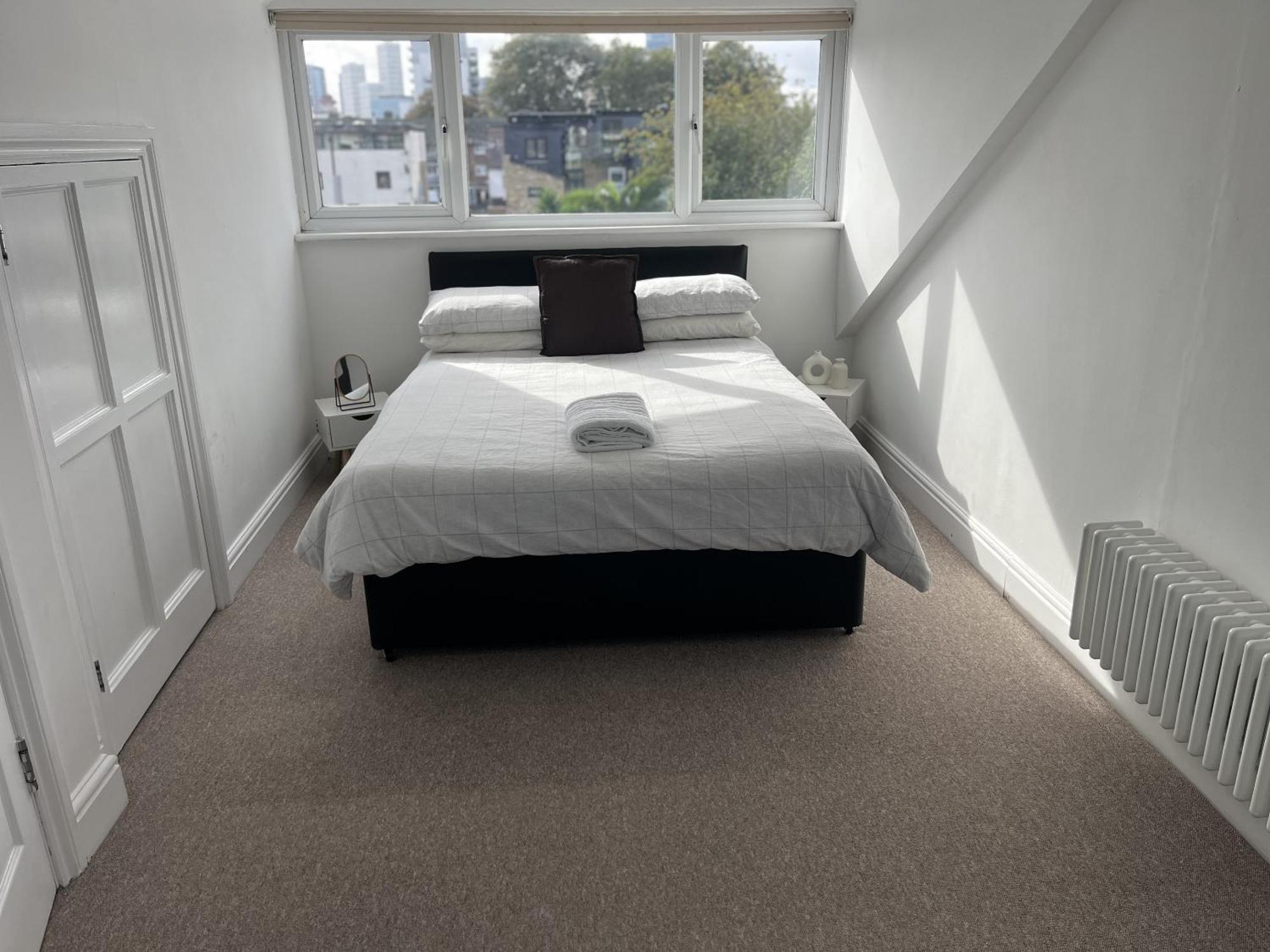 לונדון City Reach Retreat Spacious 4Bed House Startford Maryland Great Transport Links מראה חיצוני תמונה